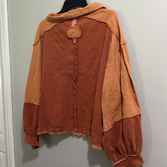 POL Pumpkin Spice Striped Cropped Oversized Button Down Top - Picture 8 of 9